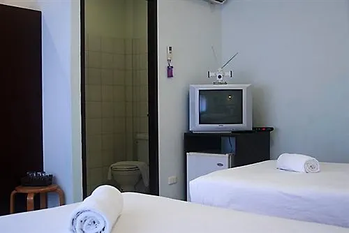 Khaolak Traveller Lodge خاو لاك تايلاند