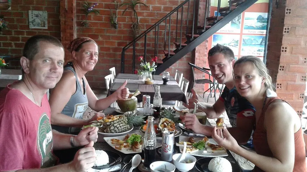 בית הארחה קאו לק Khaolak Traveller Lodge