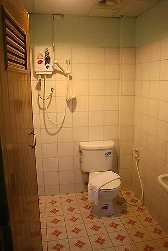 קאו לק Khaolak Traveller Lodge בית הארחה